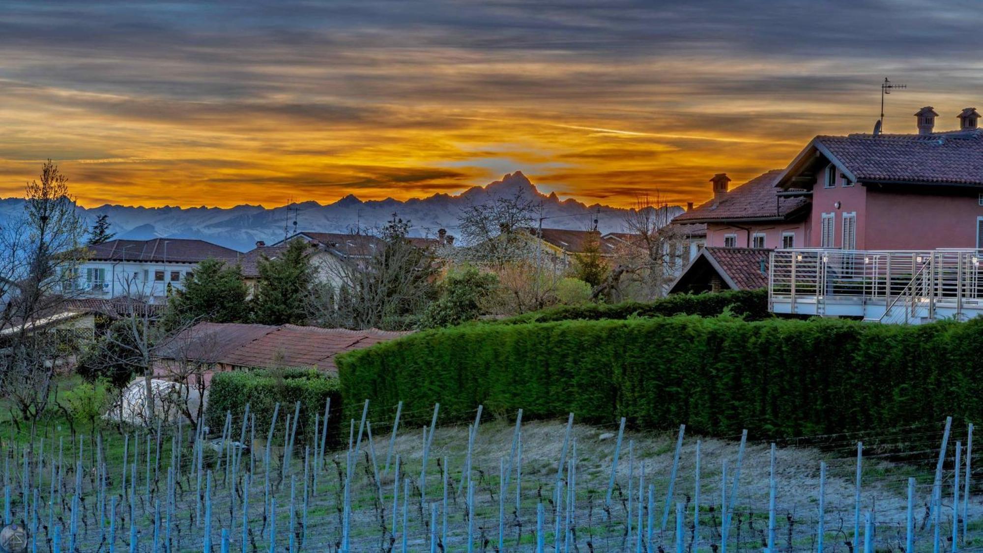 Vineho Barolo Exterior foto